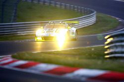#911 Manthey Racing, Porsche 911 GT3 R: Nick Tandy, Kevin Estre, Rotthalmünster, Earl Bamber, Patric