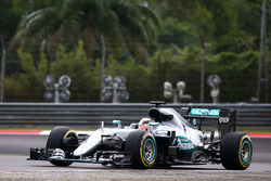 Lewis Hamilton, Mercedes AMG F1 W07 Hybrid