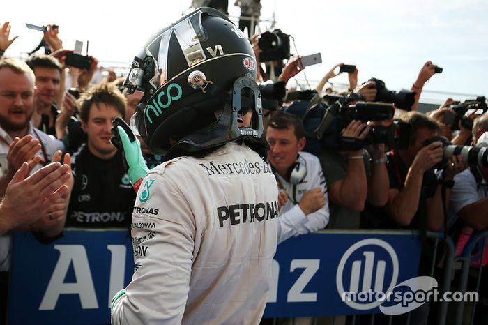 Segundo, Nico Rosberg, Mercedes AMG F1 celebra