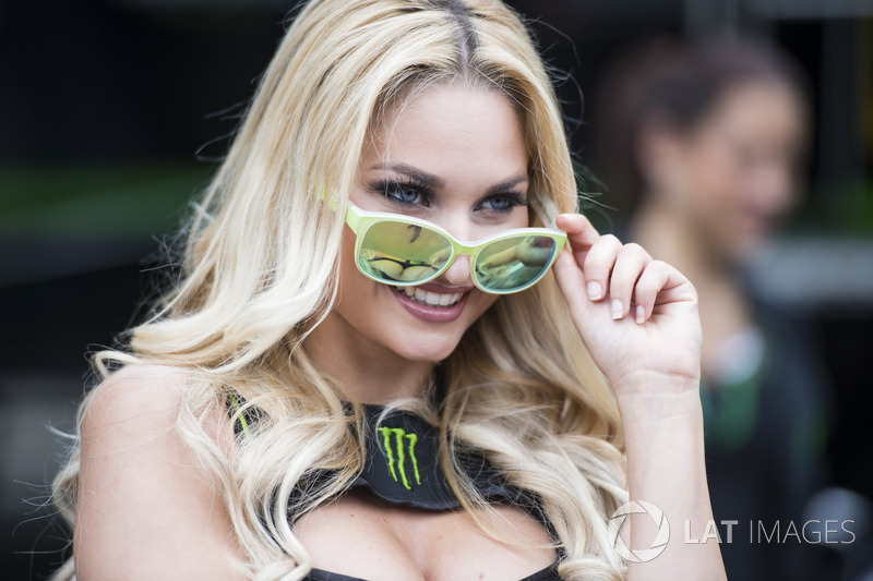 Grid girl