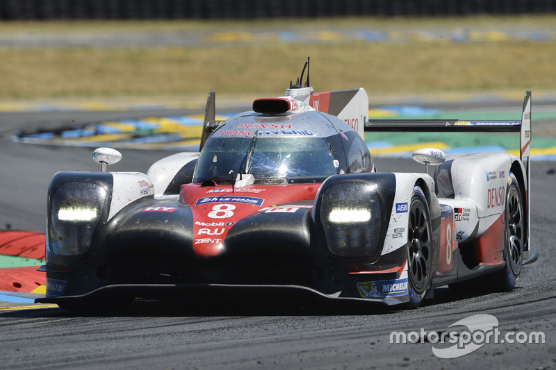 #8 Toyota Gazoo Racing Toyota TS050 Hybrid: Anthony Davidson, Sébastien Buemi, Kazuki Nakajima