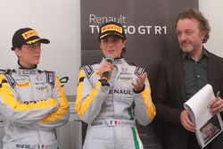 Gabriella Pedroni e Chiara Corso con Francesco Fontana Giusti, Direttore Comunicazione di Renault Italia