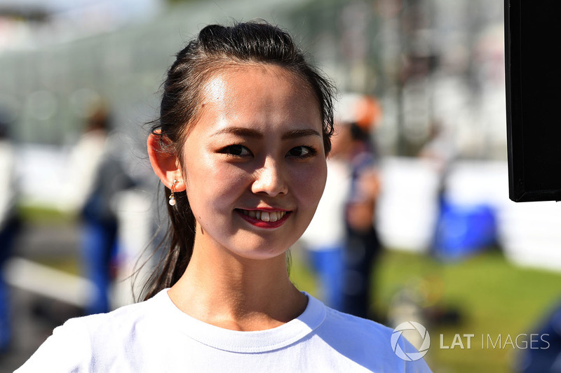 Grid girl