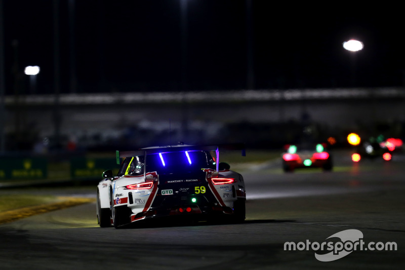 #59 Manthey Racing Porsche 911 GT3 R: Sven Muller, Reinhold Renger, Harald Proczyk, Steve Smith, Matteo Cairoli