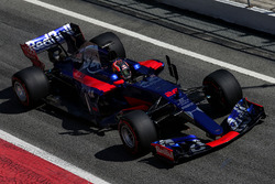 Данііл Квят, Scuderia Toro Rosso STR12