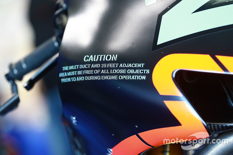 Maverick Viñales, Yamaha Factory Racing detalle de la moto