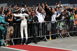 Valtteri Bottas, Mercedes AMG F1 celebrates in parc ferme, the team