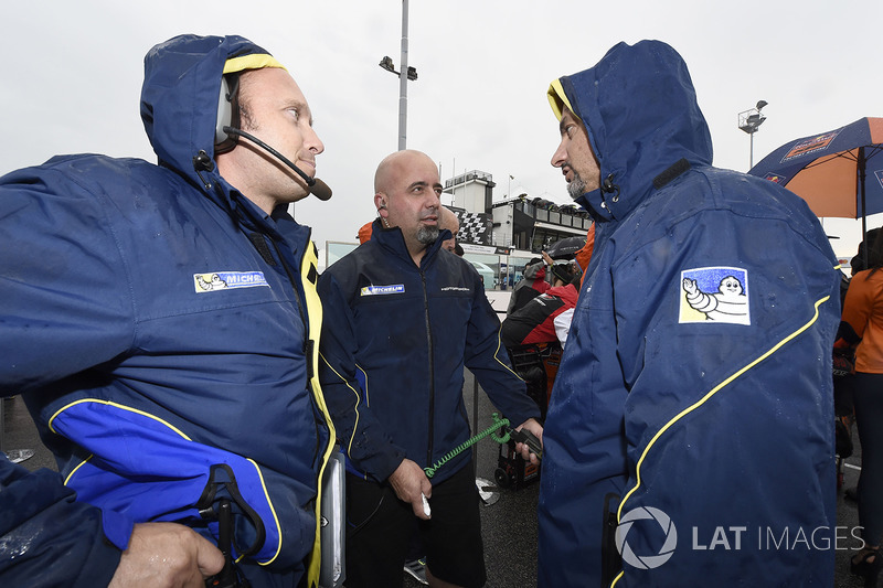 Les techniciens Michelin