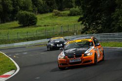 Emir Aşarı, BMW 325i