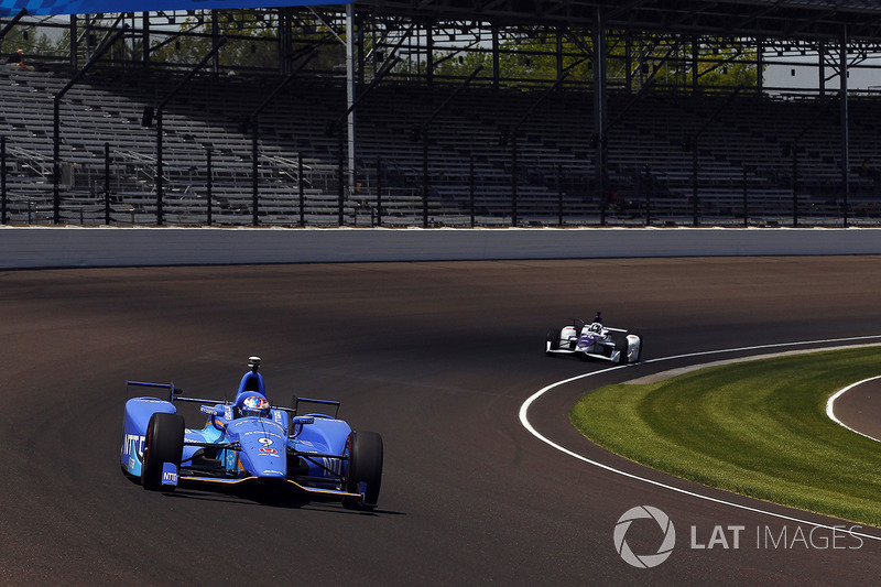 1º - Scott Dixon