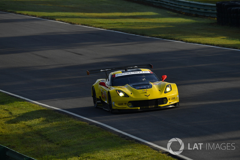 #3 Corvette Racing Chevrolet Corvette C7.R: Antonio Garcia, Jan Magnussen