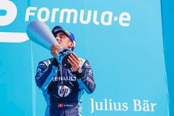 Sébastien Buemi, Renault e.Dams, sur le podium