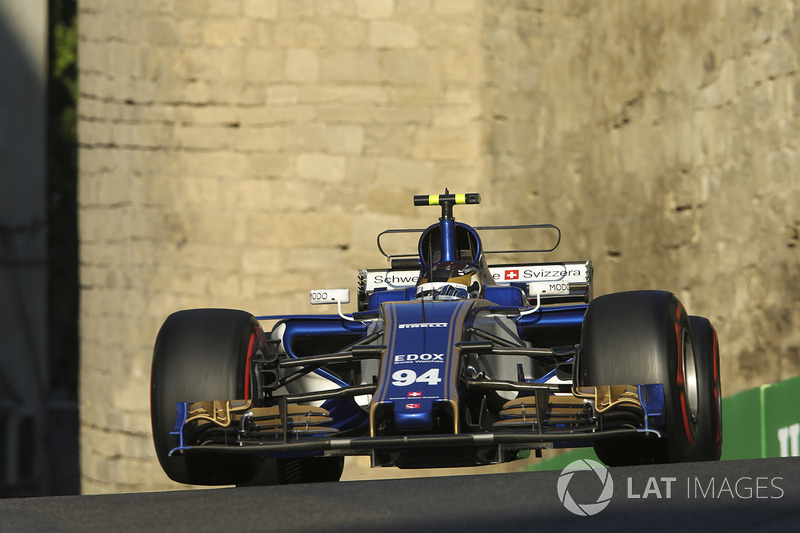 Wehrlein teve momentos de altos e baixos. Conseguiu pontuar por duas vezes, na Espanha e no Azerbaijão, mas viveu episódios como o susto de Mônaco, quando foi tocado por Jenson Button.