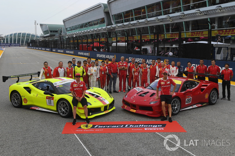 Kimi Raikkonen, Ferrari, Sebastian Vettel, Ferrari e Maurizio Arrivabene, Team Principal Ferrari, i piloti del Ferrari Challenge Asia Pacific 2017
