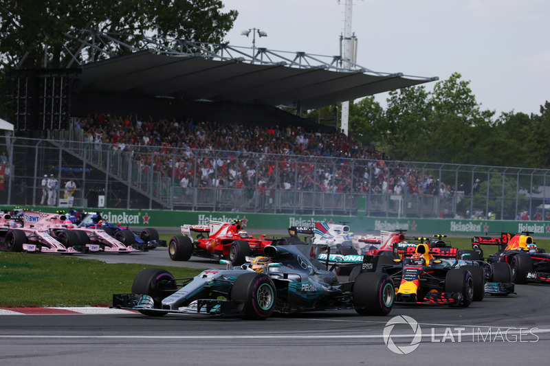 Lewis Hamilton, Mercedes AMG F1 W08, Max Verstappen, Red Bull Racing RB13, Valtteri Bottas, Mercedes