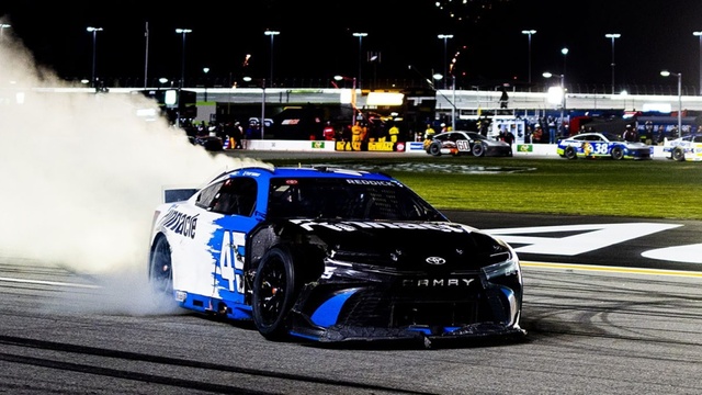 Reddick on second win: 'Sometimes things are just meant to be'