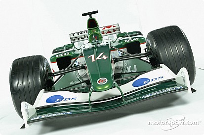 Engineering focus for Jaguar in 2003