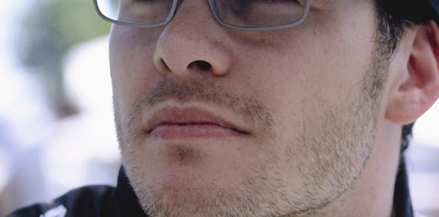 Villeneuve hits back at Button