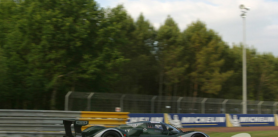 Bentley remains fastest on second qualifying, part one