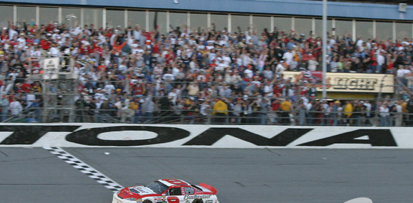 Earnhardt earns first Daytona 500 victory