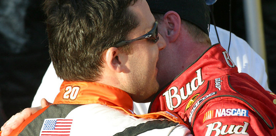 Earnhardt/Stewart have forged strong friendship