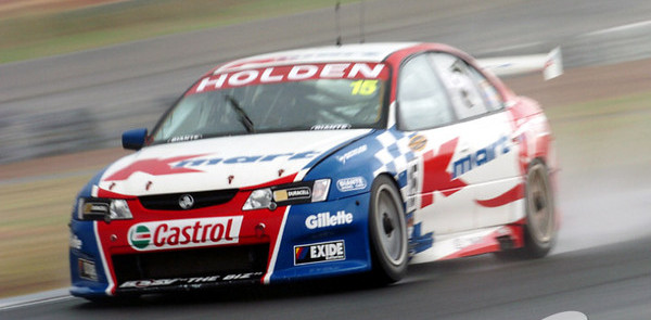 Rick Kelly swims to win at Eastern Creek