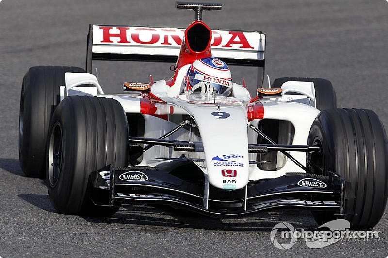 Tarihte bugün: BAR Honda yeni aracını Barcelona'da piste çıkarıyor
