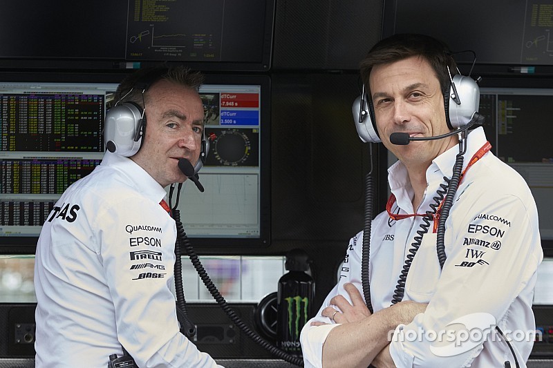 Wolff: saída de líderes técnicos não afeta a Mercedes
