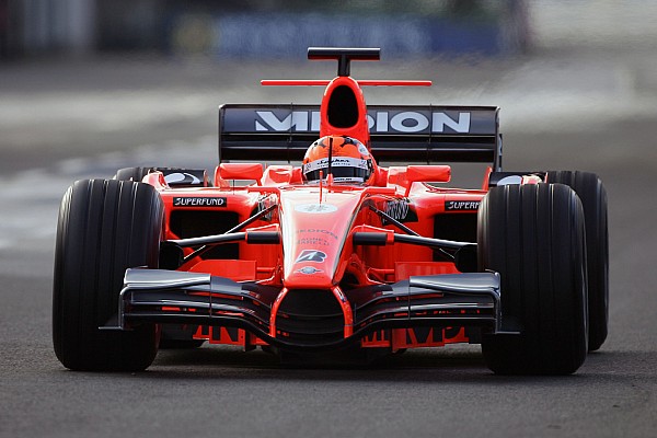 Fotostrecke: Formel-1-Autos in Orange