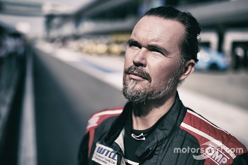 WTCR 2018: Münnich präsentiert James Thompson als dritten Fahrer