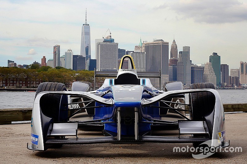 VIDEO: Nelson Piquet y la Fórmula E toman las calles de NY