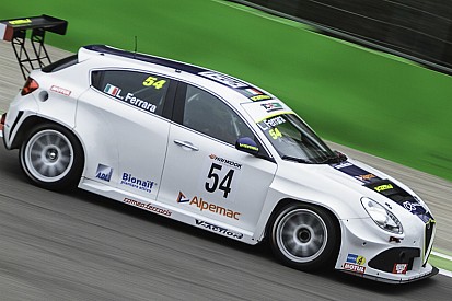 Luigi Ferrara sulla Alfa Romeo di V-Action per un grande 2018