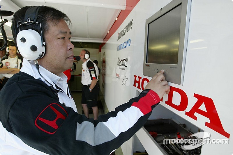 В Honda отказались назвать Red Bull своей заводской командой