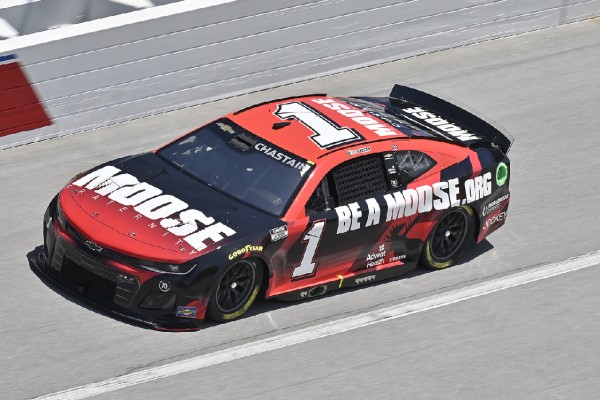 NASCAR Talladega: Ross Chastain gewinnt dramatischen Schlussspurt