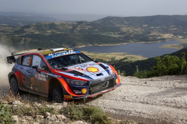 WRC Rallye Sardinien 2022: Ott Tänak erlöst sich und Hyundai