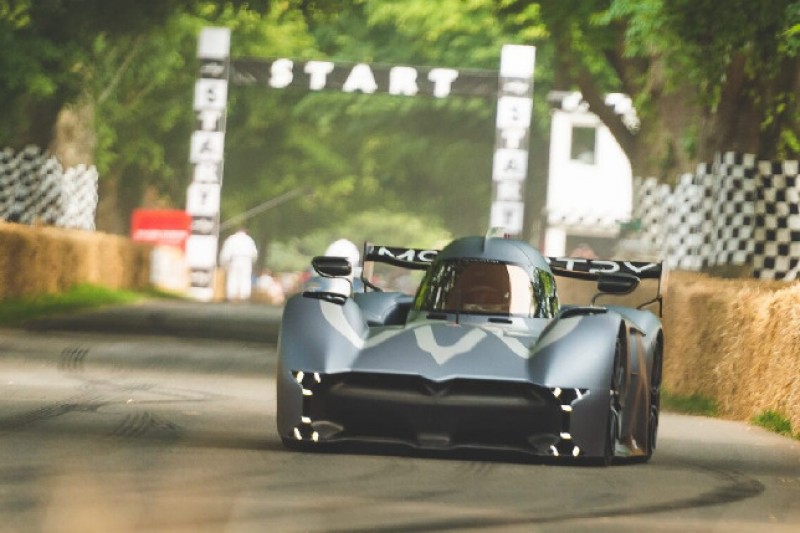 McMurtry Speirling: Irres Elektro-Fan-Car schlägt Goodwood-Rekord von VW