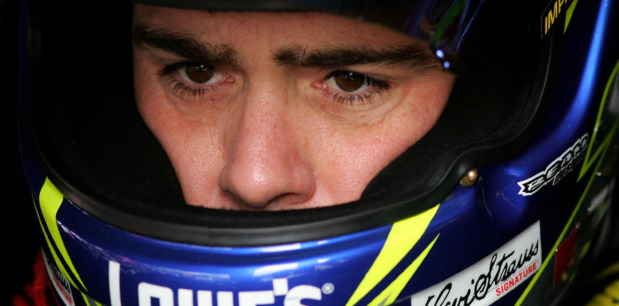 Johnson wins Dover, grabs Chase lead