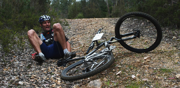 Webber hurt in 'extreme race' bicycling accident