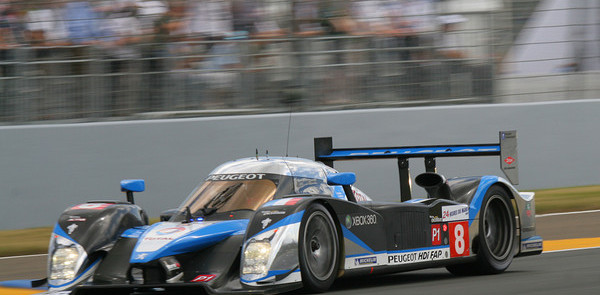 Peugeot running away after the four-hour mark