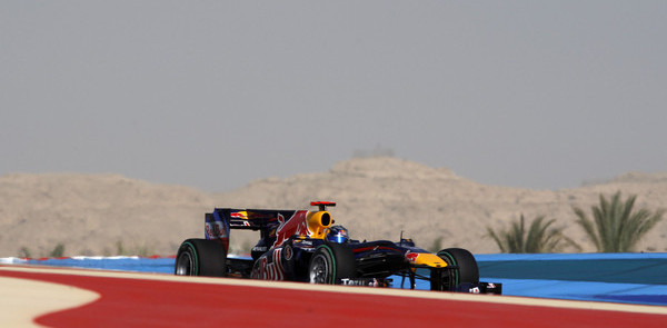 Vettel storms to pole at Bahrain season opener