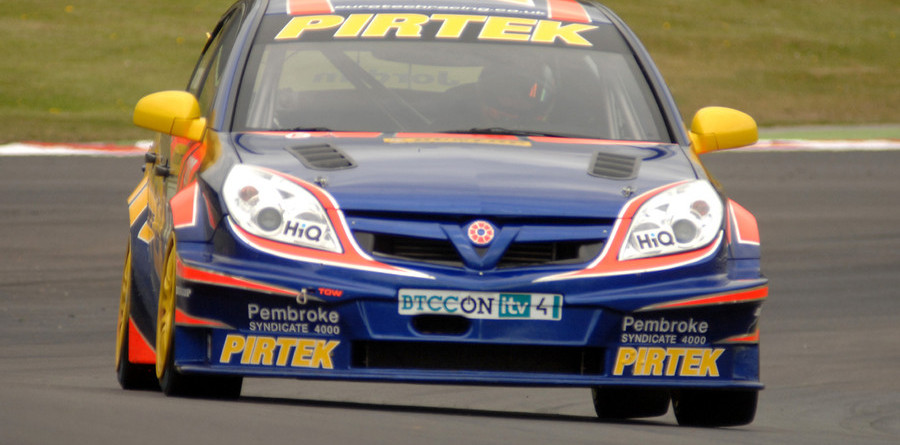 Jordan takes his maiden victory at Croft