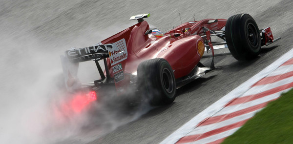 Alonso takes dominant lead in Belgian GP practice