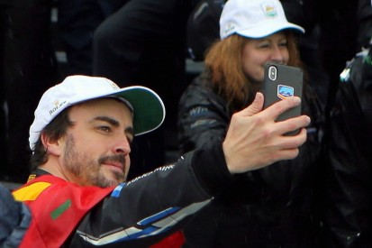 Rene Binder: Leistung von Fernando Alonso war "absolute Extraklasse"