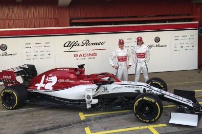 Alfa Romeo und Haas präsentiert: So sieht Räikkönens neuer C38 aus