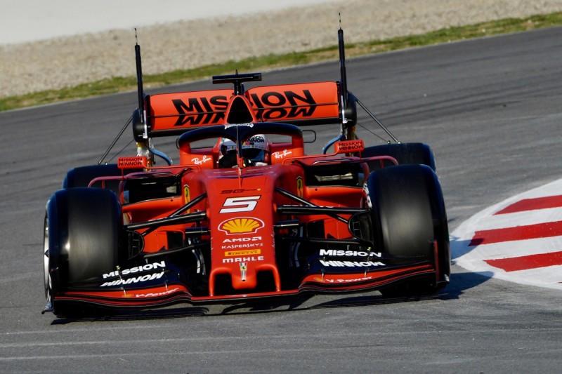Formel-1-Tests Barcelona 2019: Vettel fährt Bestzeit - Räikkönen im Kiesbett