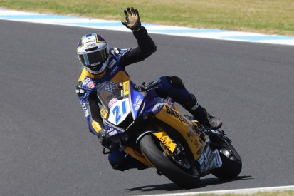 Randy Krummenacher siegt beim Saisonauftakt der Supersport-WM