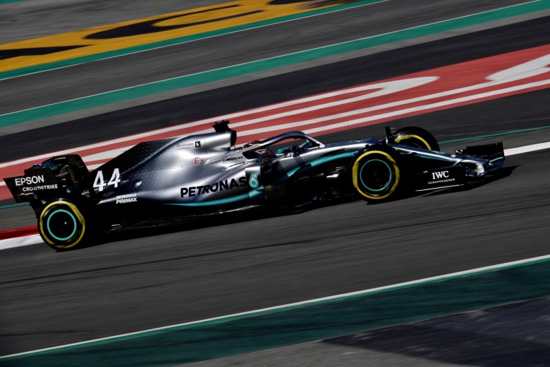 Lewis Hamilton: Mercedes fehlt eine halbe Sekunde auf Ferrari