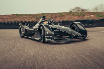 Porsche testet erstmals sein Formel-E-Entwicklungsfahrzeug