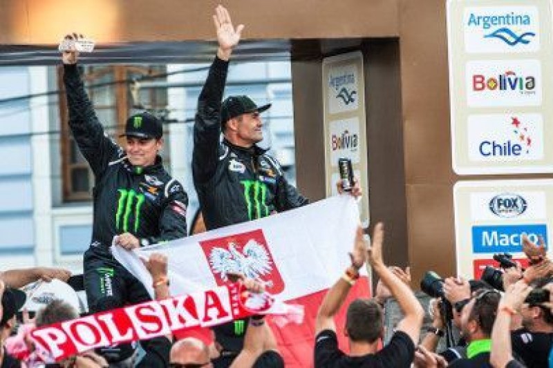 Ostry finisz Hołowczyca