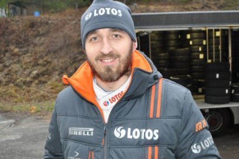 Kubica prowadzi atak